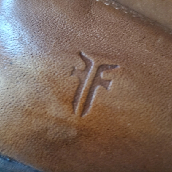 FRYE MELISSA LOGO KNEE HIGH LEATHER BOOTS 9.5B EEUC With BOX! - Picture 10 of 16